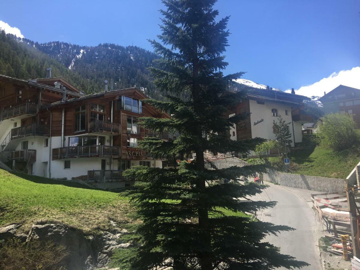 Апартаменти Haus Colmar Церматт Екстер'єр фото